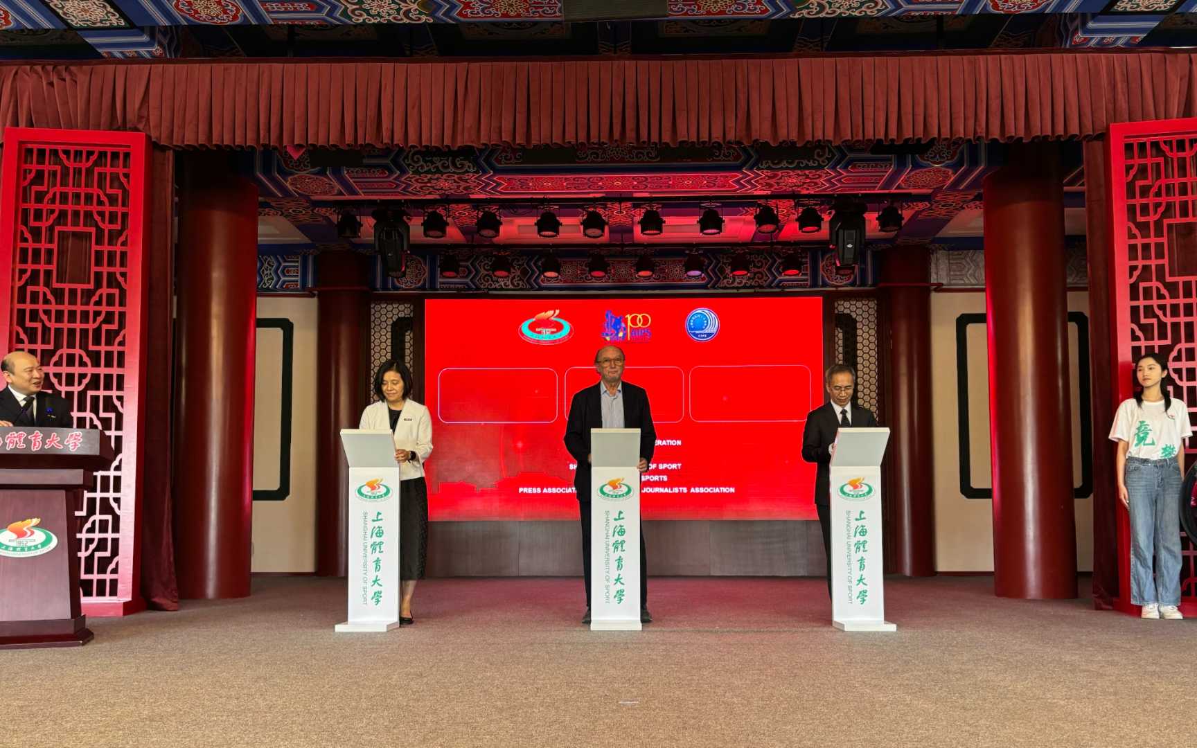 女篮队员们